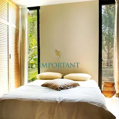 Chic Oasis By Important Group Travel Hotel 4*
