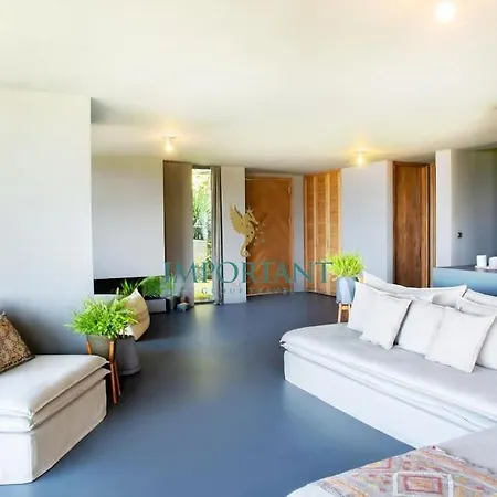 Chic Oasis By Important Group Travel