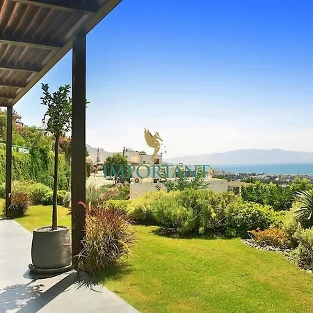 Hotel Chic Oasis By Important Group Travel 4*